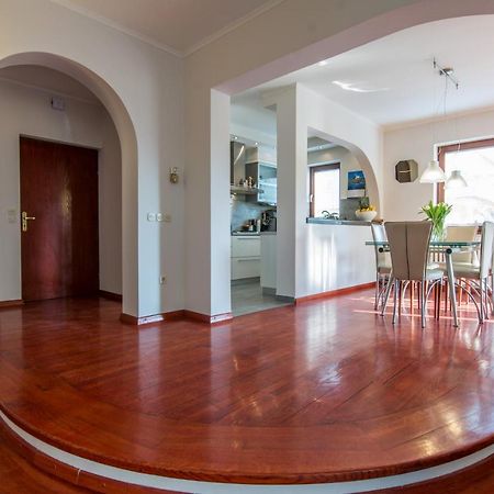 Apartments "Villa Antisin" With Heated Pool Zadar Extérieur photo