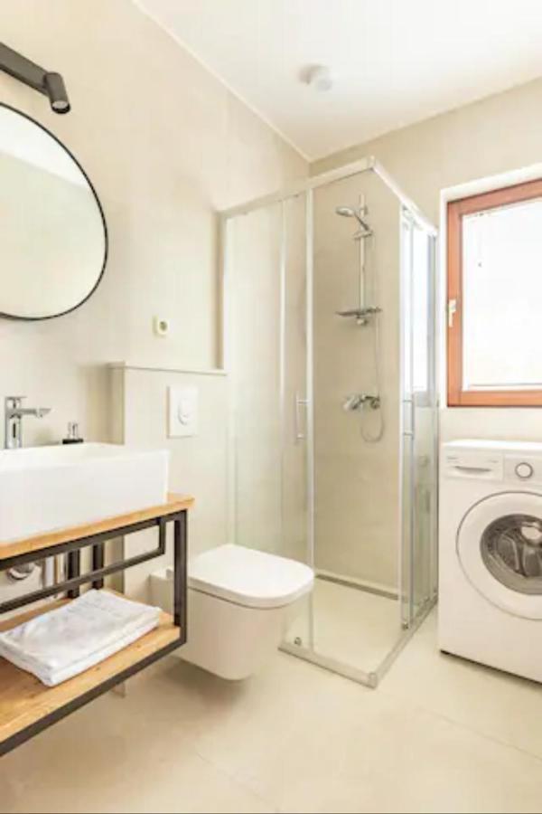 Apartments "Villa Antisin" With Heated Pool Zadar Extérieur photo