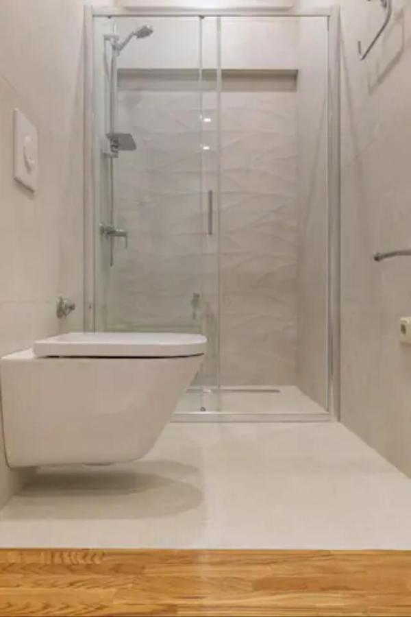Apartments "Villa Antisin" With Heated Pool Zadar Extérieur photo